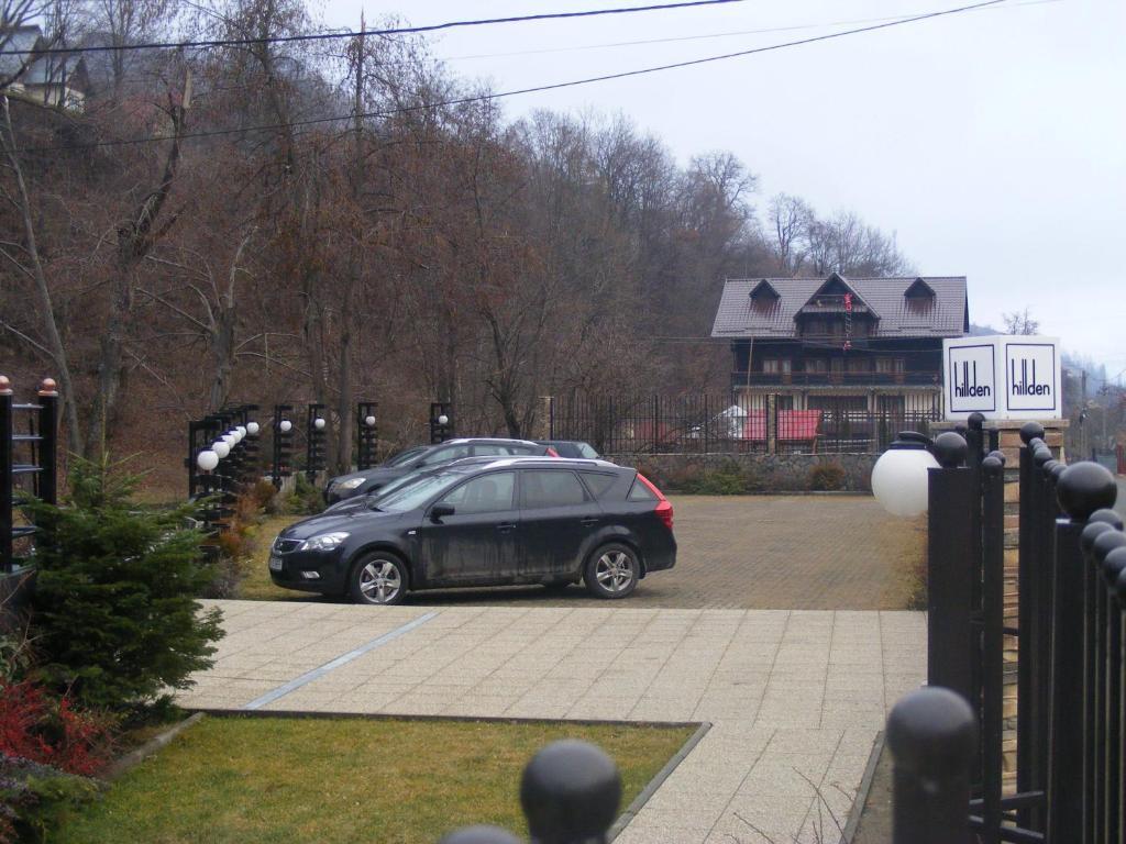 Hotel Hillden Lodge&Restaurant Drumu Carului Zewnętrze zdjęcie